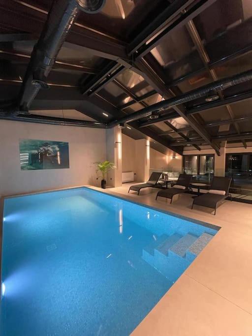 Апартаменты Luxury Penthouse Prishtina Приштина Экстерьер фото
